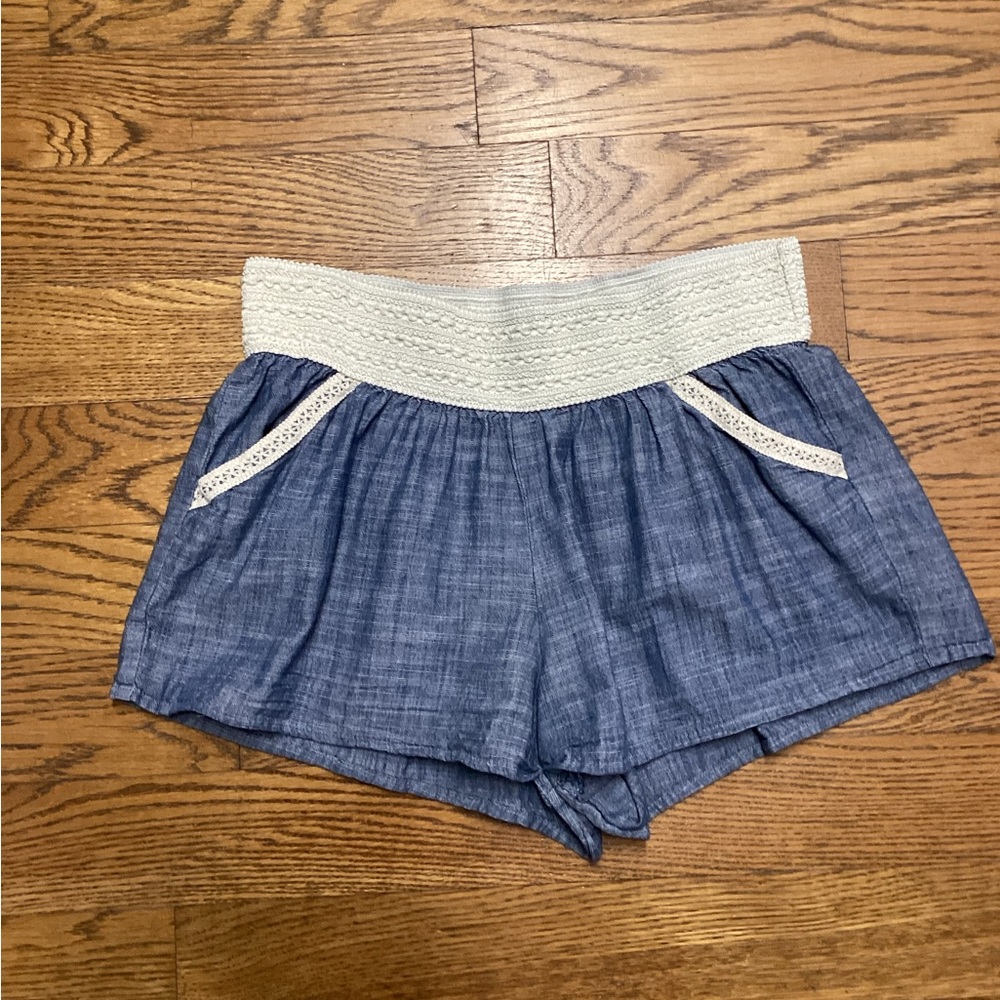 Just be cotton boho shorts with crochet accents. Size Medium